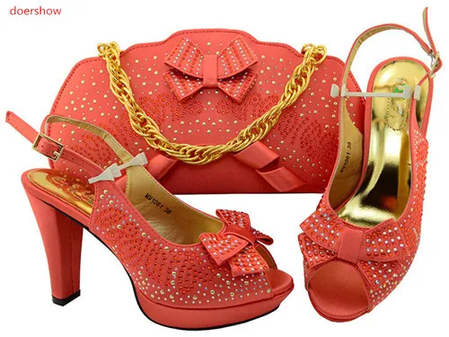 XA003-20 MM1061 Coral Size 38-43 Heel 10.5cm 1.01kg RMB215
