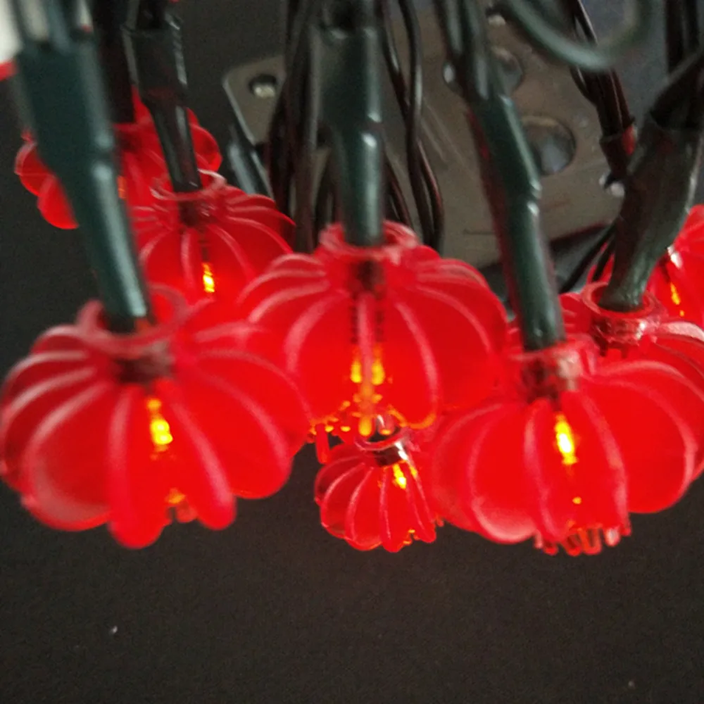 red color lanterns sollar
