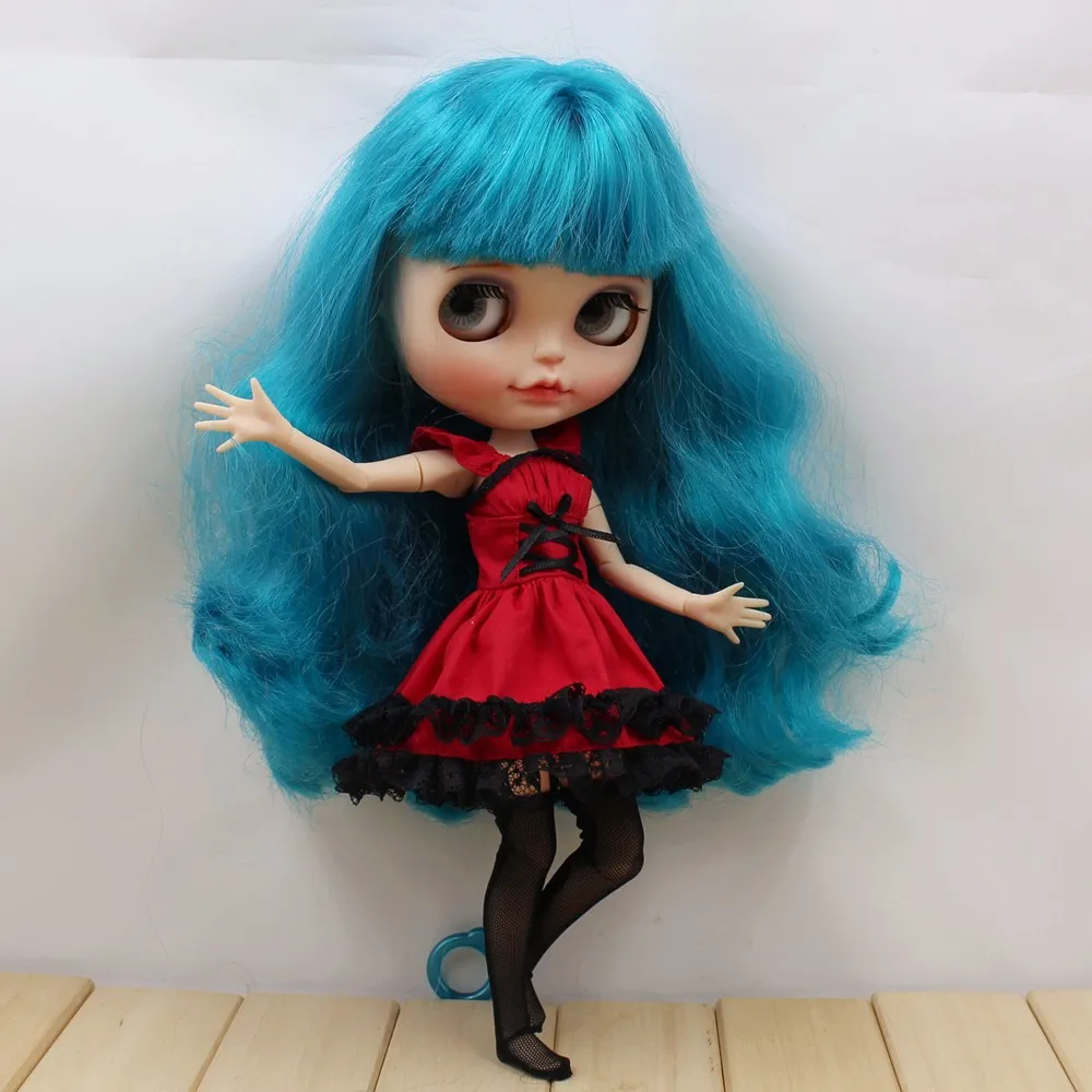 Neo Blythe Doll Fashionable Red Black Dress with Leggings 4
