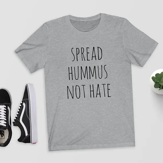 

Skuggnas Spread Hummus Not Hate T-Shirt Vegan Vegetarian Funny Vegan Top Tee Jewish Hummus Houmous Tumblr aesthetic TShirt