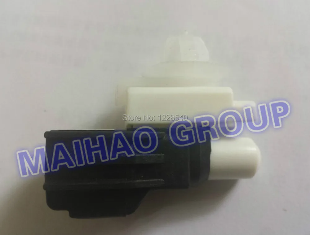 

FREE SHIPPING Ambient Temperature Sensor for TOYOTA Yaris Corolla Wish 88790-22131 8879022131