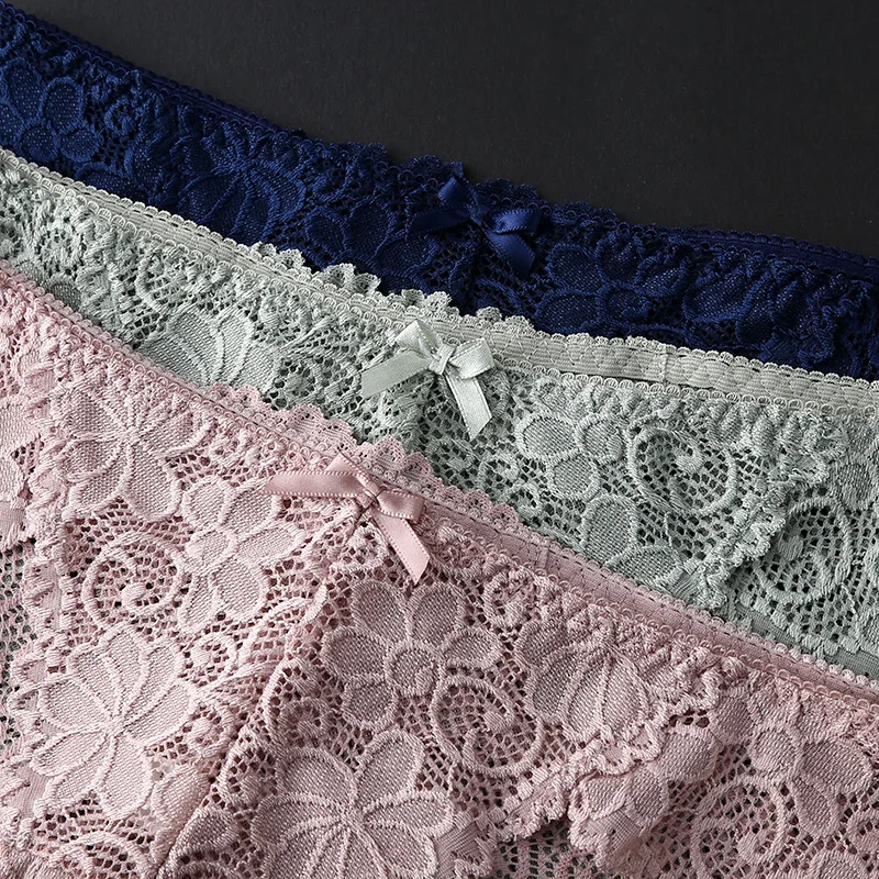Deruilady Elegant Lace Panties Women Super Soft Breathable Briefs Low Rise Floral Hollow Out Quality Women Panties Sexy Lingerie