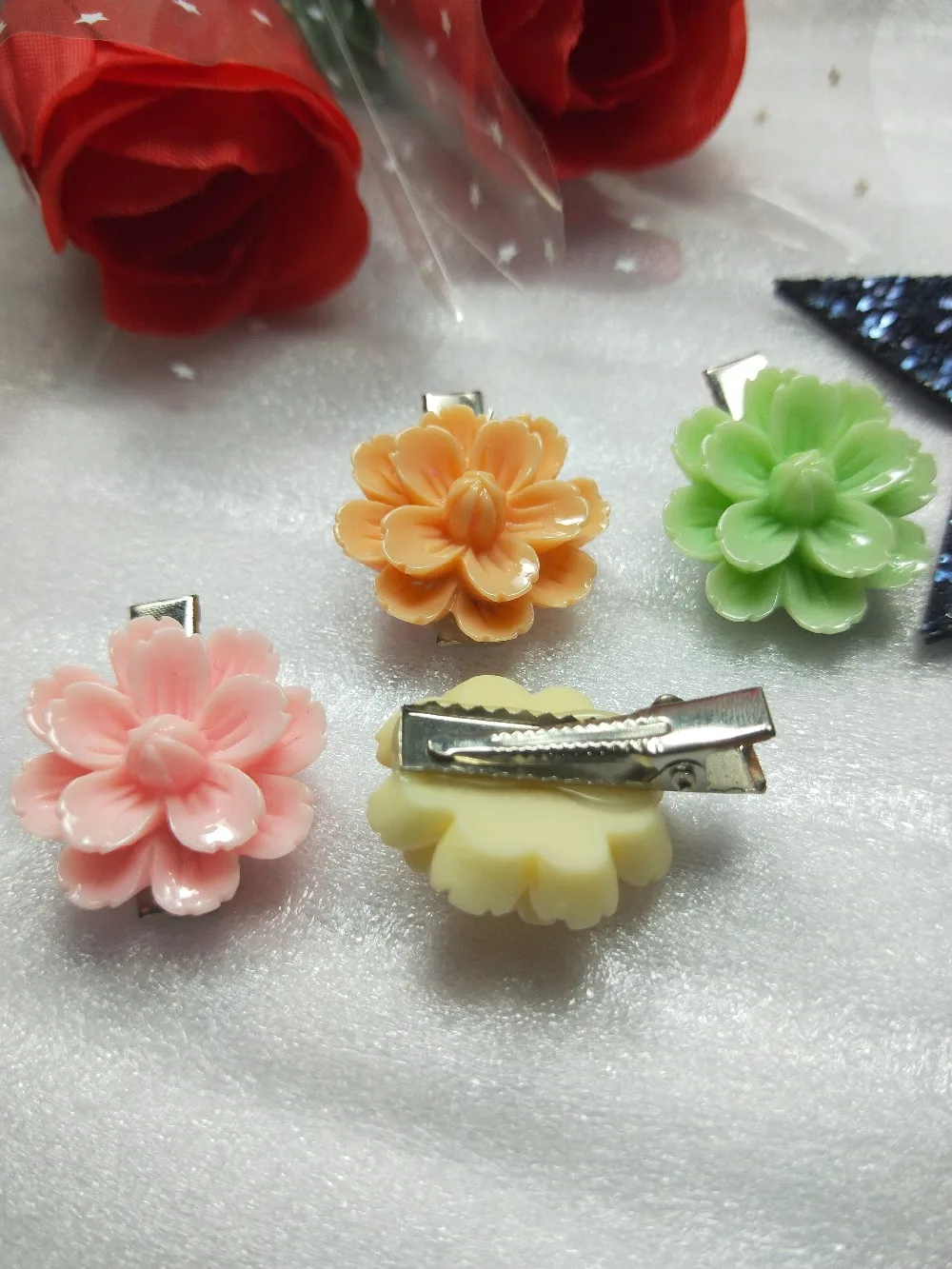 Resin flower pet hairpin duck mouth clip dog hair accessories