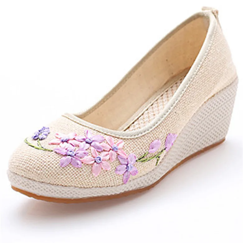 TIMETANG/Винтажные женские туфли-лодочки; льняные туфли в стиле ретро с цветочной вышивкой; Тканевая обувь на танкетке; женская обувь на платформе; zapatos mujer; E351 - Цвет: Бежевый