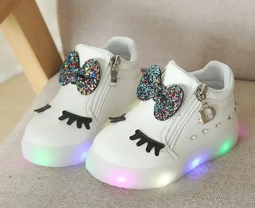 Davidyue весна/осень для маленьких девочек обувь светящиеся светодио дный световой детская обувь для девочек Дети загрузки кроссовки - Цвет: White