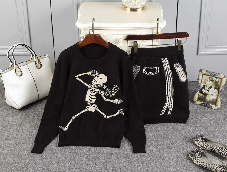 Women's Knitted Sweater Yang's Same Skeleton Pattern Black Sweater 2019 Pullovers O-Neck Wool Black Women Sweater