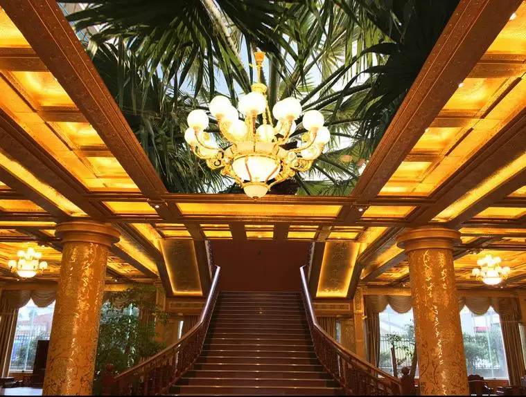 

3d stereoscopic High-end ceiling murals custom wallpaper Coconut trees 3d ceiling wallpaper living room 3d modern sky ceiling