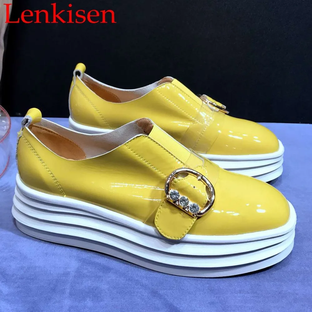 

2019 cow patent leather med bottom platform jelly shoes metal buckle slip on square toe vintage loafers vulcanized shoes L6f7
