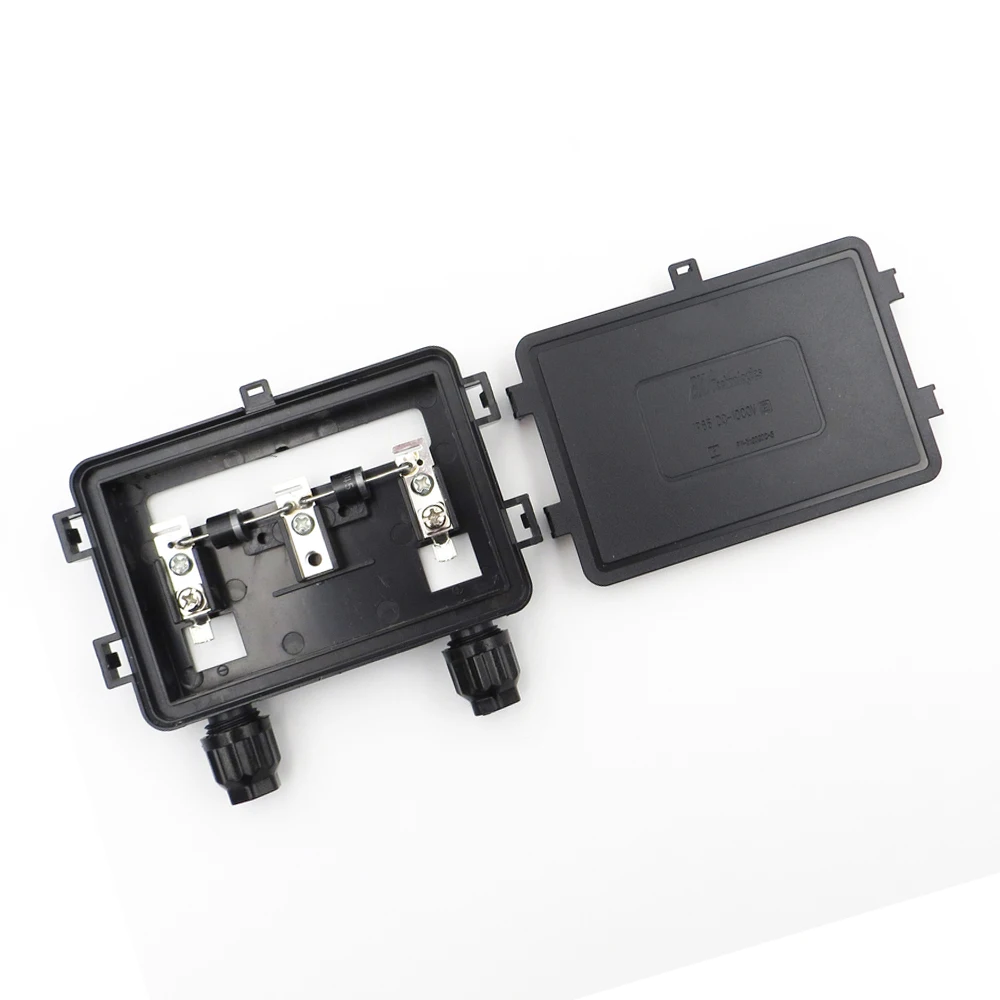 PV Solar Junction Box Connector Box 1 Diode Solar Panel Module 30W-80W/ 6A PV Solar Junction Box Connector Box 1 Diode Solar Panel Module 30W-80W/ 6A