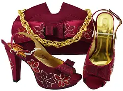 Красивые туфли-лодочки на высоком каблуке винного цвета и сумочка в комплекте под вечернее платье MM1078, высота каблука 11,5 см