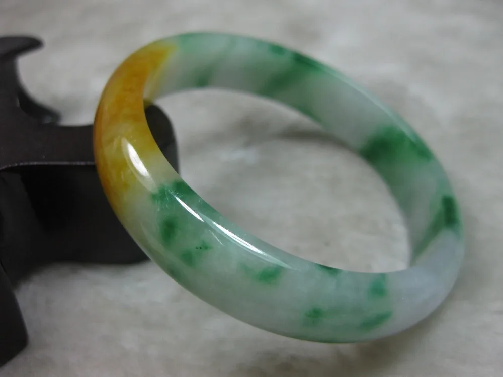 

2775 NATURE BEAUTIFUL GREEN YELLOW JADE JADEITE BRACELET BRANGLE