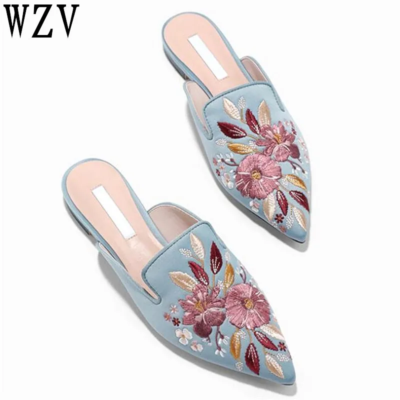 

2019 Spring autumn Slippers Women Muller Shoes Low Shoes embroidery Slippers Pointed Toe Quality Fashion Slides Woman Shoes C394