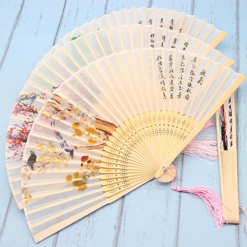

Real Silk Woman Chinese Bamboo Fan Summer Fan Antique Folding Dance Fan Vintage Wedding Favors And Gifts Bambu Hand Fans Mariage