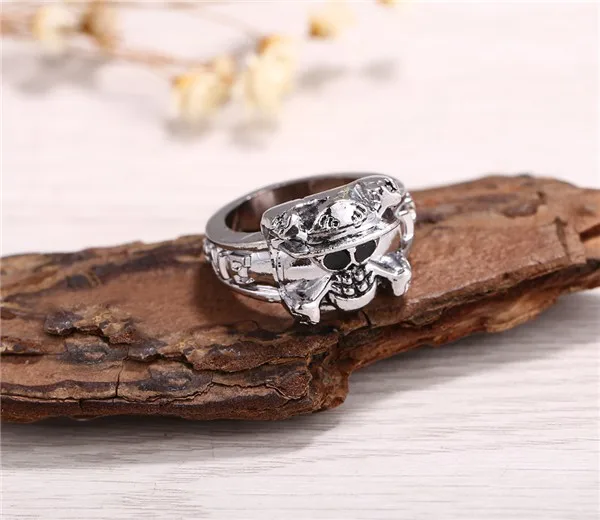 Hot Anime Jewelry One Piece Ring Silver Plated Black Skull Metal Logo