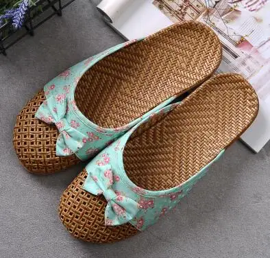 

201818 Woman slippers NIO