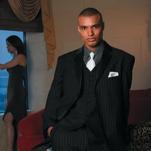 Изготовленный на заказ для измерения черного цвета в узкую белую полоску мужские костюмы, на заказ Свадебные/деловые/вечерние смокинги, классические костюмы для мужской смокинг