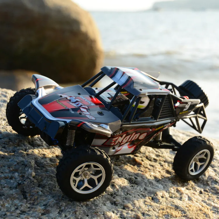 Высококачественный WLtoys 18428 2 4G 1/18 4WD гусеничный Радиоуправляемый автомобиль 1:18
