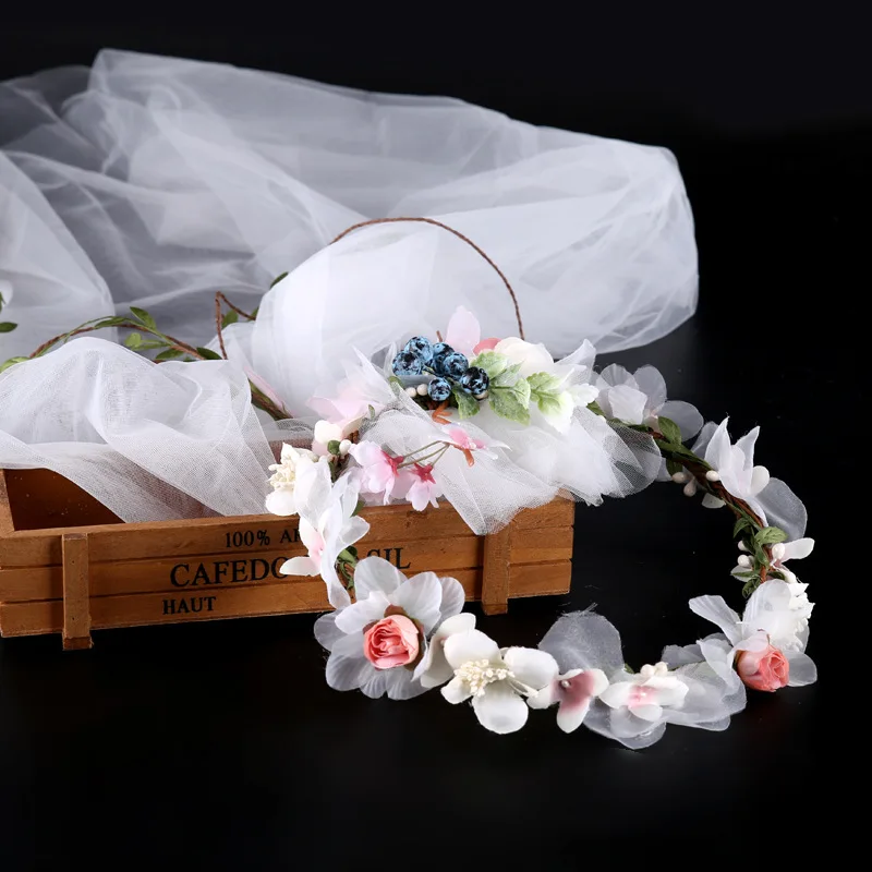 

FORSEVEN Handmade White Veil Fabric Blueberry Flower Crown Boho Bridal Women Girl Tiaras Headpiece Wedding Hair Accessories JL