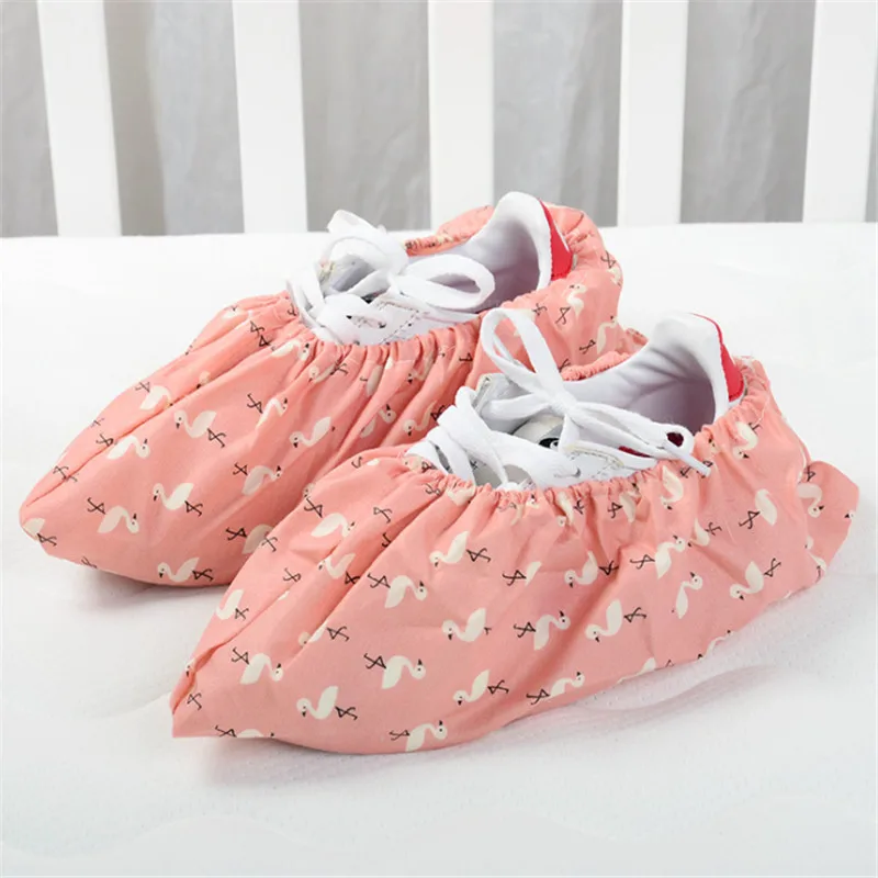 

Reusable 1Pair non-waterproof shoe covers home indoor sets of shoes student room flamingo Dust Proof Feet Covers