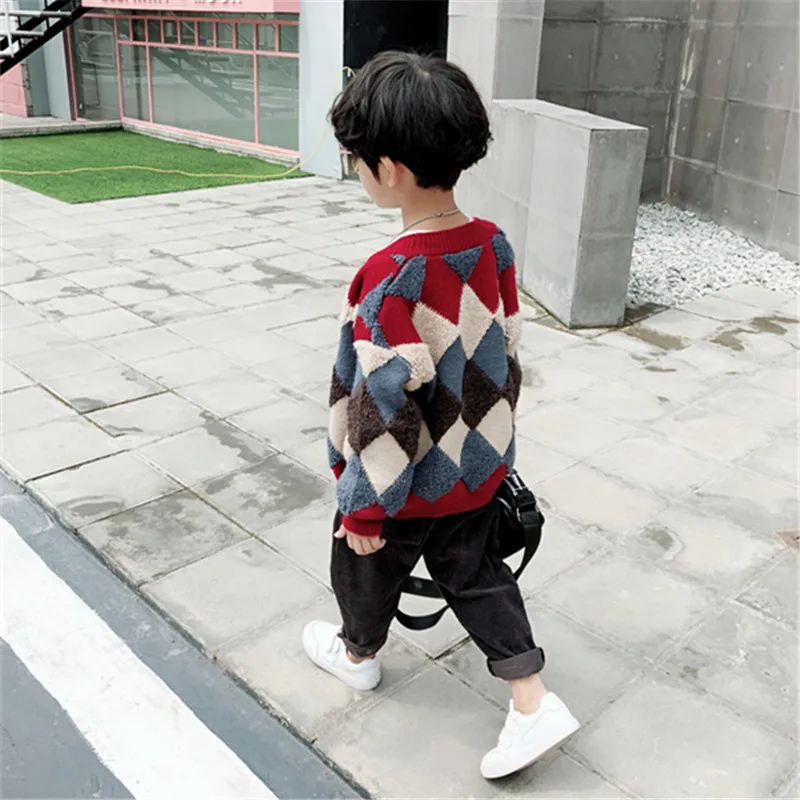 

2018 new knit cardigan boys diamond shaped sweater coat girls cardigan shirt Korean version baby boy sweater fall sweaters