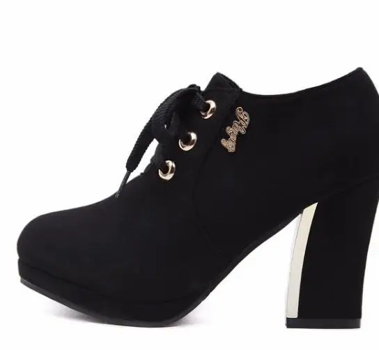 

2018 fashion explosion models deep mouth shoes super high heel strap waterproof platform round head single shoes.