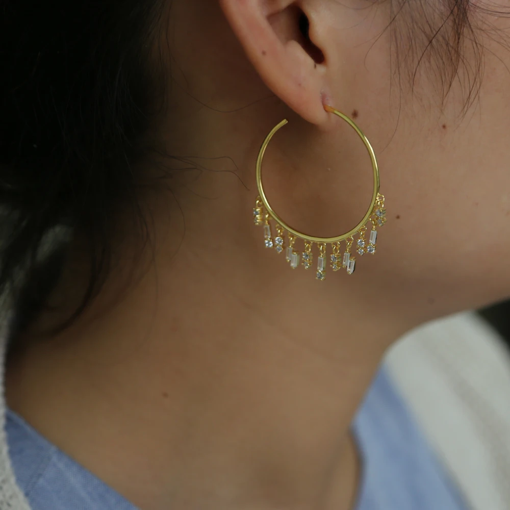 BRASS HOOP CHARM y (2)