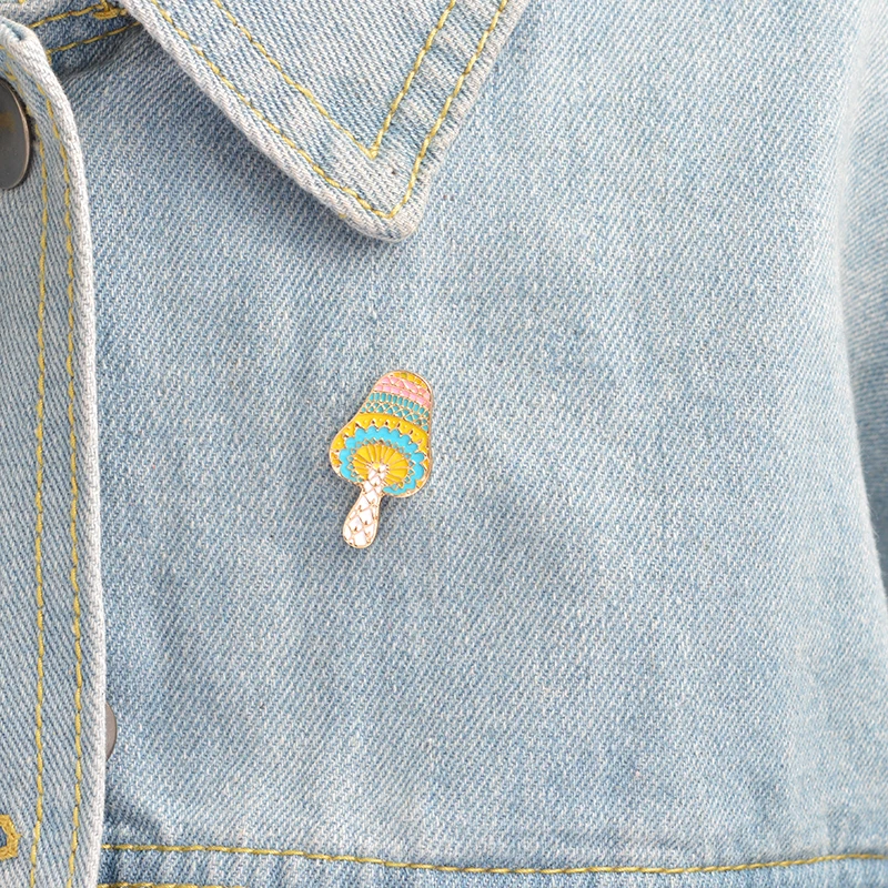 

Cartoon Colorful Mushroom Brooch Enamel Button Fashion Plant Jewelry Jacket Backpack Shirt Pin Buckle Boy Girl Gift