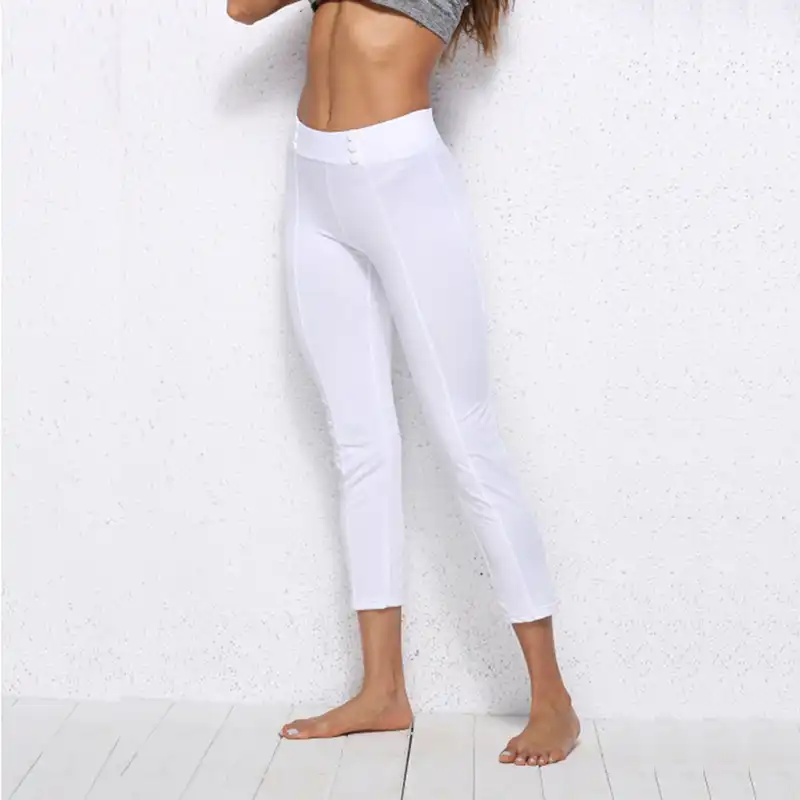 foto-belie-bryuki-obtyagivayushie-porno-nochnushka-bele