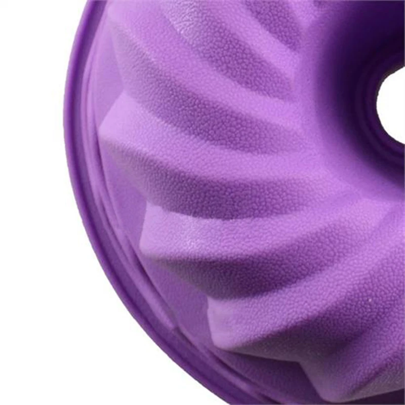 1pc Swirl Bundt Cake Pan Chocolate Pastry Silicone Mold Bakeware Tray Mould Tool  Christmas Cake tools bundt cake pan mold