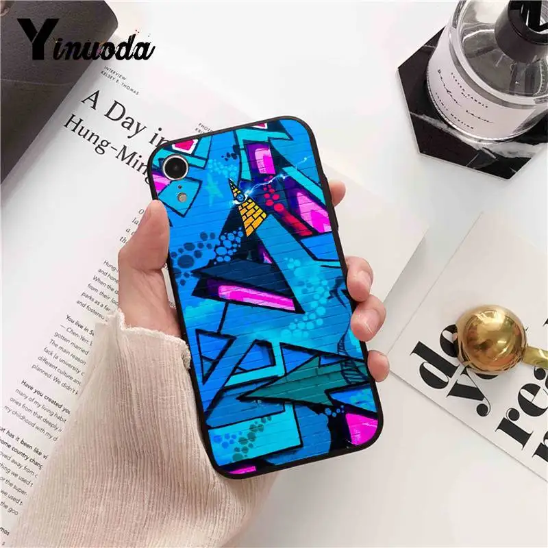 the simple image Graphics geometric Camouflage