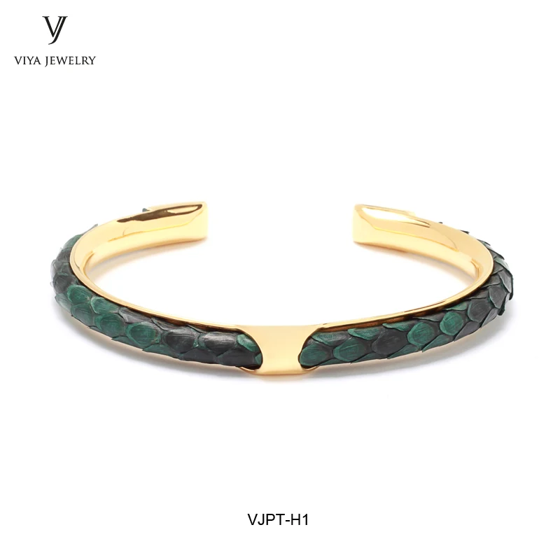 2018 new python leather Bangle C shape simple python design for men bracelet (73)
