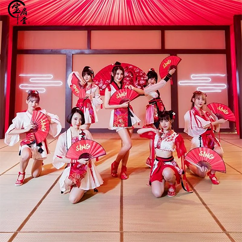 Electric boys группа. Китайские группы девушек. Китайские группы певиц. Музыканты репетируют. Группа sang.