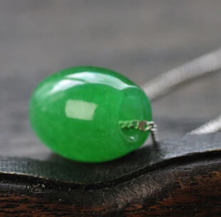 

Jew2516 100% Natural Hand-carved Chinese green Jade Pendant - Buckle Necklace Pendant