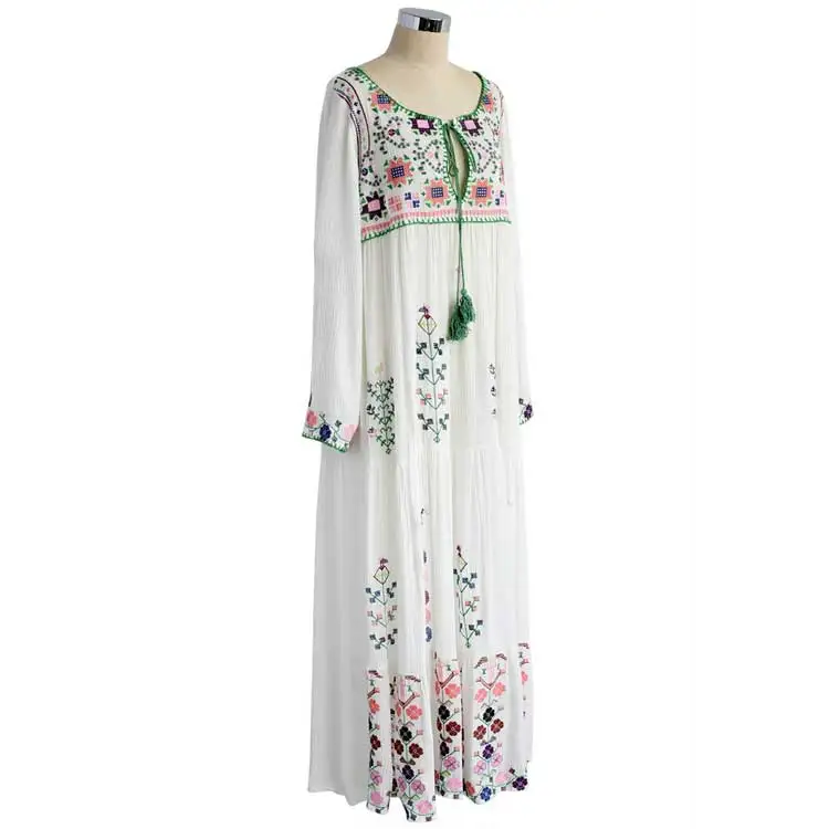 Длинное платье цветочной вышивкой с длинным рукавом Белое платье Винтаж женские зимние сапоги с бахромой и Boho элегантный стиль платья vestidos E21
