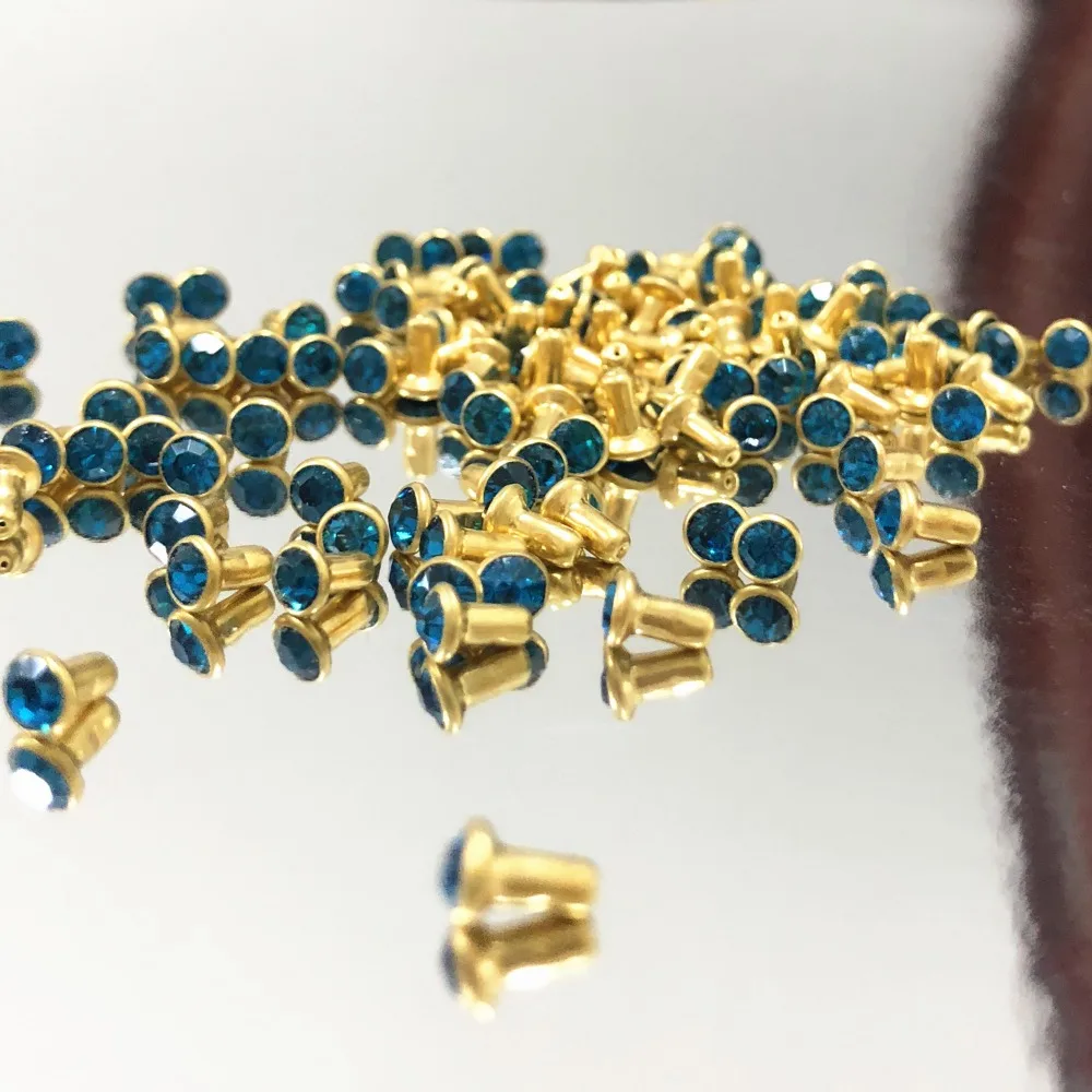 Новое поступление DIY 100 шт 4 мм Позолоченные CZ + Indicolite синие хрустальные заклепки
