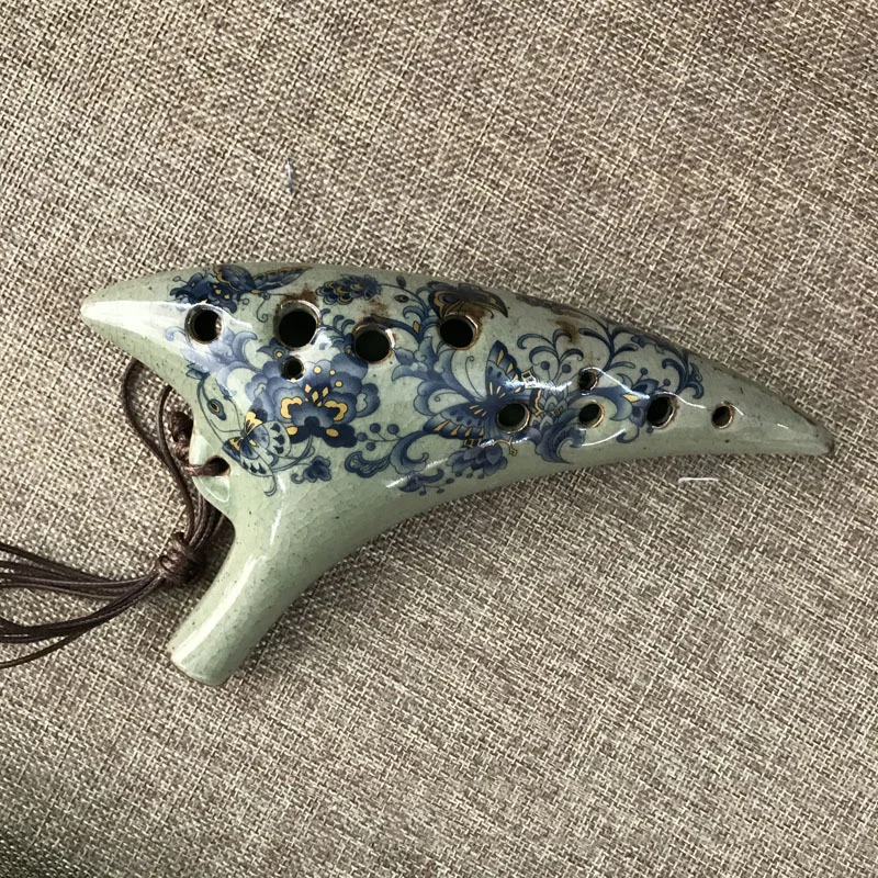 

12 Holes Alto C Key Ocarina Flute Crack Colored Drawing 12 Hole Ocarina Folk Music Instrument High Quality 18x10cm