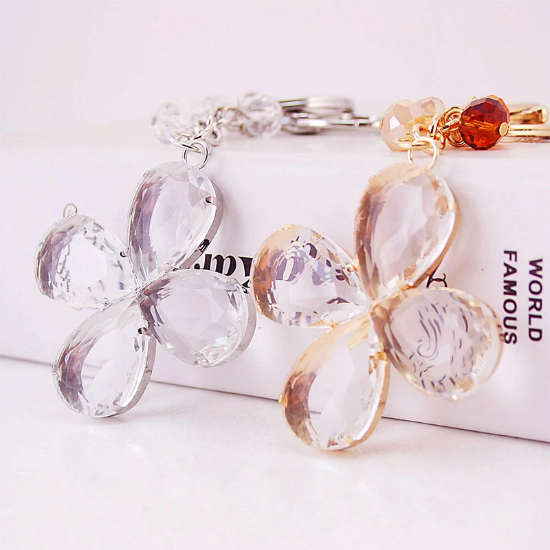 

2019 New Crystal Alloy Keychain For Women Handbag Lovely Rhinestone Clover Crystal Jewelry Key Ring Car Key Holder