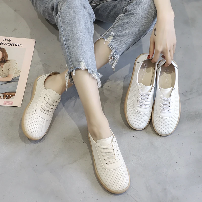 

2019 spring new style with flat bottom wild breathable small white shoes female flat shoes