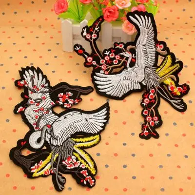 

Cranes Embroidered Patches Iron-on Sewing for Clothes Applique Diy Accessory Suppliers Sticker Lace Neckline collar