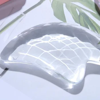 

2018 New Natural Crystal Gua Sha Board For Face Body Care Transparent Scraping Massage Massager Chinese Traditional Therapy