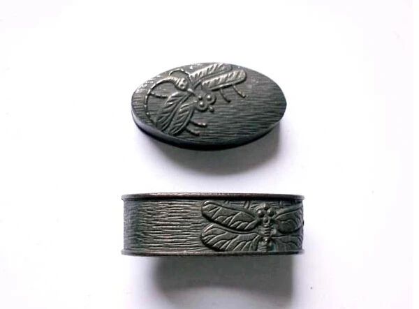 

Japanese Alloy Accessories For Japanese Samurai Sword Katana Sword Fittings Fuchi And Kashira Sword Accessories W/ Dragonfly