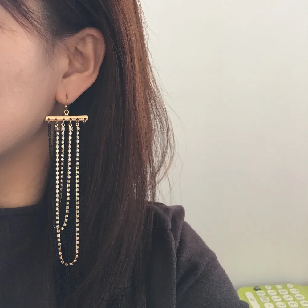 

FASHION JEWELRY GOLD COLOR PLATING BLACK CHAIN WITH SHINY STONE CHAIN TASSEL DROP EARRINGS FOR WOMEN GIRL