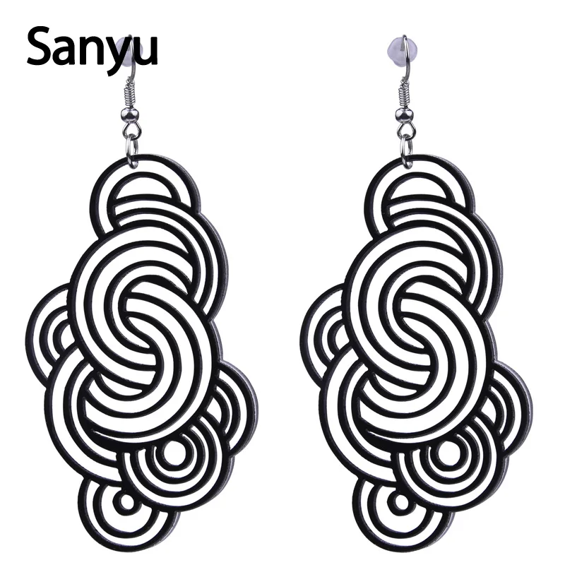 

New Exaggerated Hollow Out Clouds Geometric Acrylic Drop Earrings Vintage Fashion Abstract Simple Design Dangle Earrings Jewelry