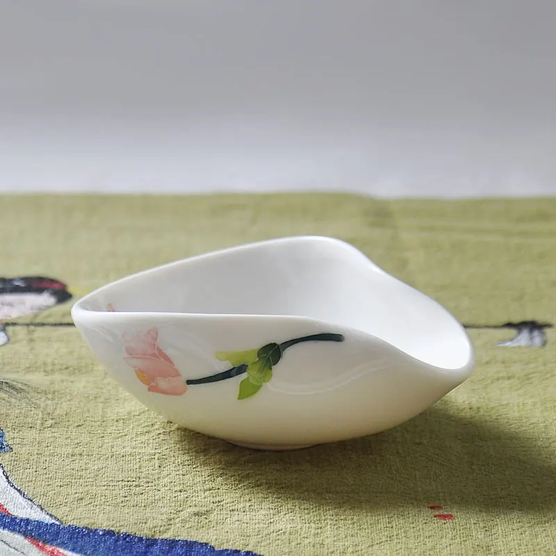 

Teaspoon Ceramic Porcelain Relief Flower Pattern Chahe Chinese Kung Fu Tea Set Accessories Tieguanyin Holder Coffee Beans Scoop