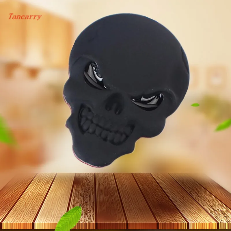

car styling 3D Metal Skull Car Stickers Decals for chrysler 300c vw polo golf 4 golf passat b5 mercedes w204 ford focus mk2