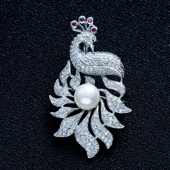 

2019 New Arrival Colorful CZ Stone Zircon Peacock Brooch For Women Fashion Silver Color Pearl Animal Brooch Pin Jewelry Present