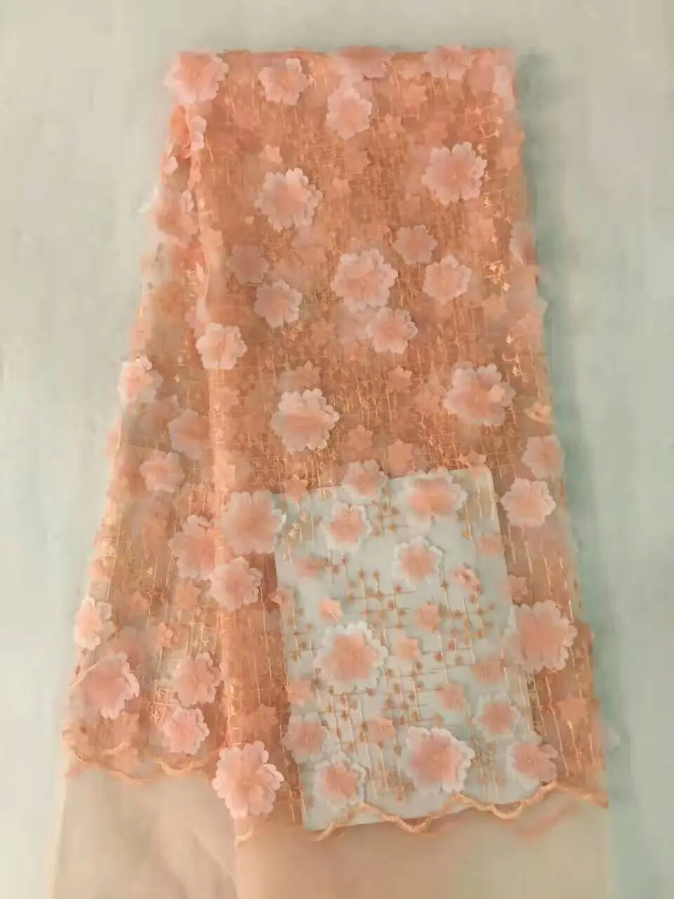 Peach fiore 3d tessuto 2017 di nuovo disegno in rilievo Tessuto di Pizzo con fiore 3d di Alta Qualit  Tessuto Africano Del Merletto in Peach fiore 3d