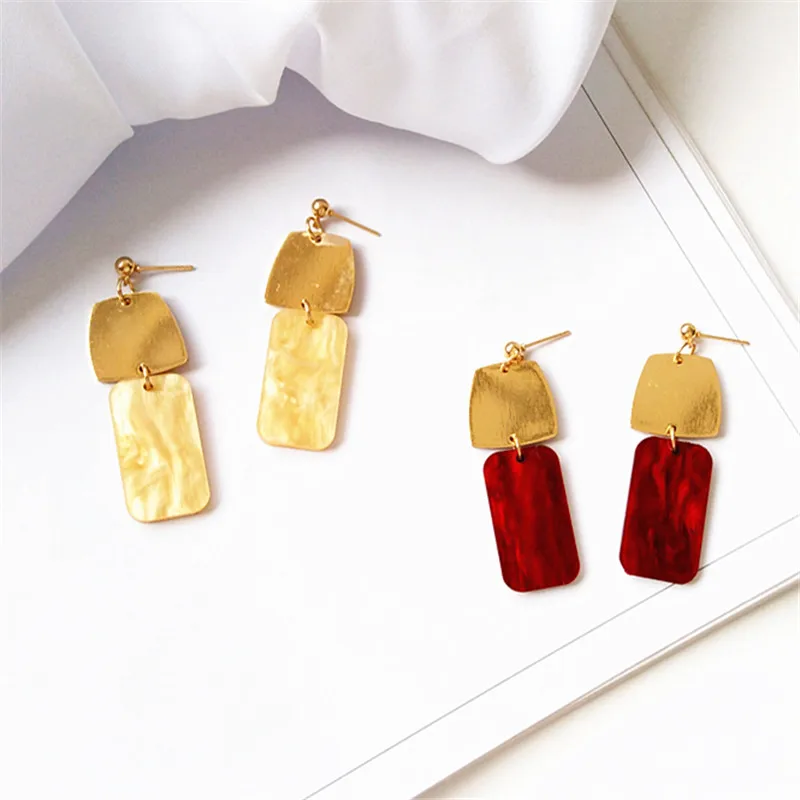 

Metal contracted wear earrings tide restoring ancient ways joker character by wearing earrings for girl students party