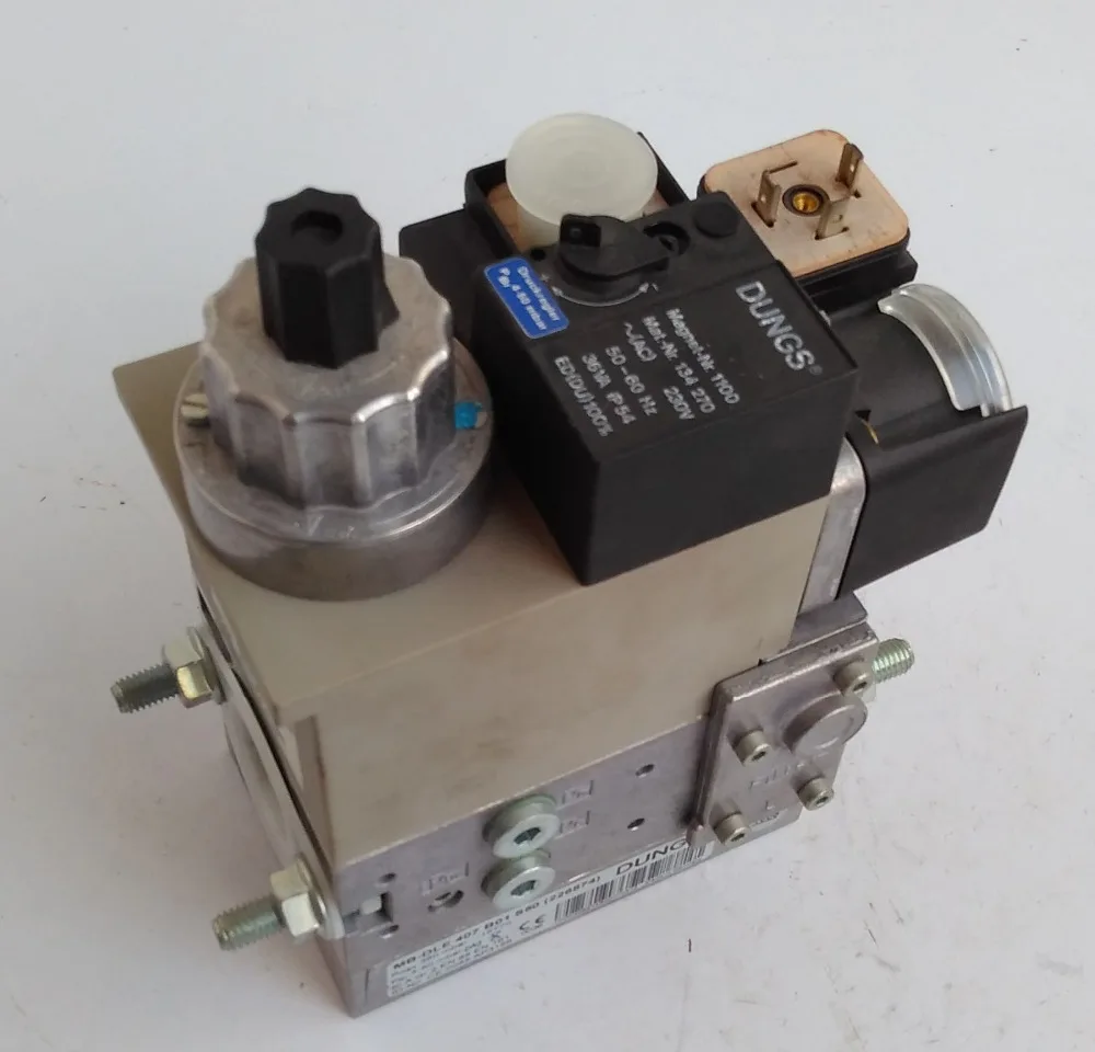 MB-DLE407B01S50 Dungs газовый мультиблок комбинированный регулятор и предохранительные запорные клапаны одноступенчатые для газовой горелки новые и оригинальные