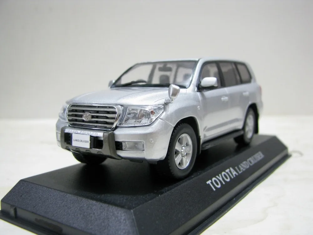 JC 1:43 TOYOTA LAND CRUISER бутик сплава игрушки для детей Детские игрушки модель оригинальная посылка